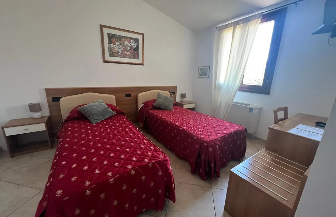 Hotel Le Corti-1